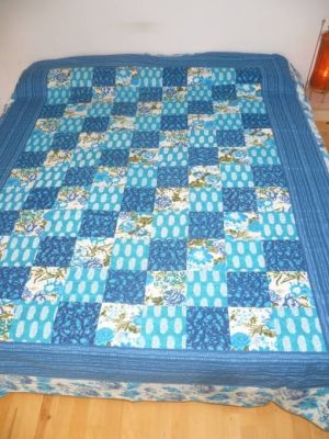 Tagesdecke 'Patchwork' türkis-blau-weiss