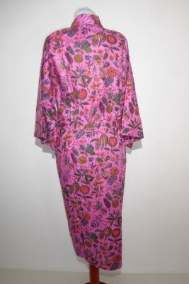 Morgenmantel aus Baumwolle pink