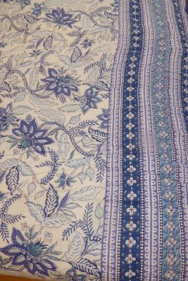Quilt 'Blockprint' zweiseitig blau-weiß