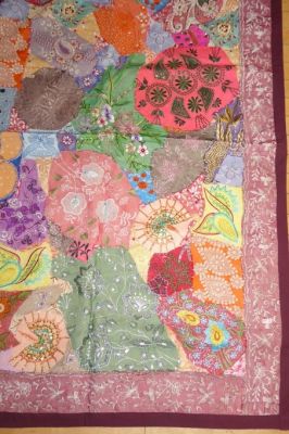 Wandbehang 'Blumen' bunt mit rotbraunem Rand