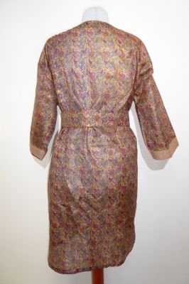Morgenmantel Seide hellrot mit Fancy Print kurz