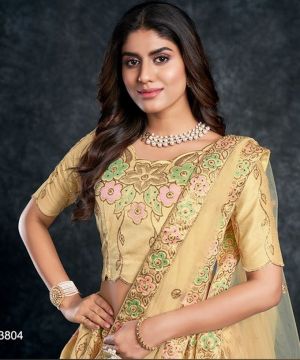 Lengha Choli 'SAGA' Stoffset 3-teilig vanilla
