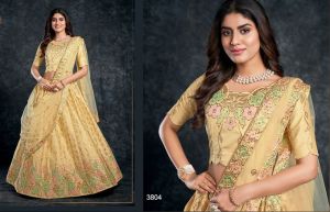 Lengha Choli 'SAGA' Stoffset 3-teilig vanilla