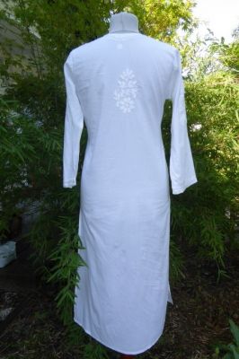08 - Baumwoll-Tunika 'Ansula II' weiss mit floralen Mustern