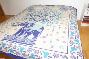 Tagesdecke 'Elefant und Lebensbaum'