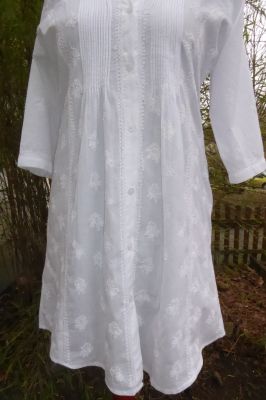 Baumwoll-Bluse 'Preetam' handbestickt weiss