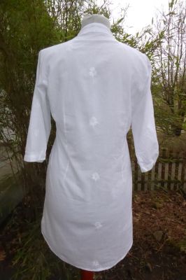 Baumwoll-Bluse 'Preetam' handbestickt weiss
