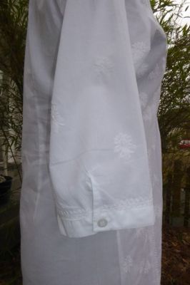 Baumwoll-Bluse 'Preetam' handbestickt weiss