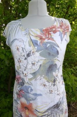 Leinenkleid weiß mit floralen Mustern - 4 Größen