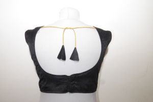 Saribluse 'Choli' schwarz mit goldenen Perlen