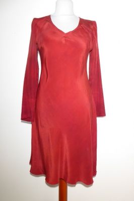 Kleid Meera Kreppseide rubinrot