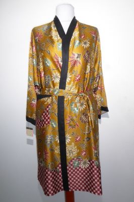 Kimono Bali gold mit floralen Mustern, Morgenmantel aus Baumwollsatin mit Seidenanteil
