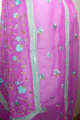 Dupatta Georgette erikaviolett mit Blumenstickerei