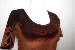 Saribluse 'Choli' aus braunem Samt
