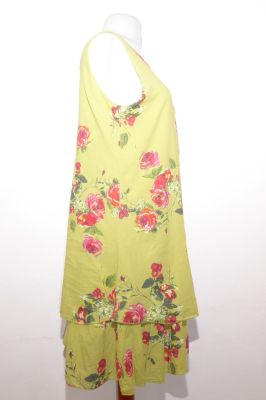 Ärmelloses Sommerkleid currygelb mit roten Blüten, Sommerkleid aus reiner Baumwolle