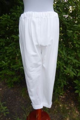 Sommerhose aus weißer Baumwolle