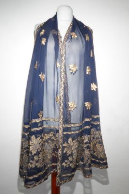 Dupatta Chiffon dunkelblau mit Brokatstickerei