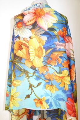 'Fine Wool' Wollschal Flower Design blau-gelb