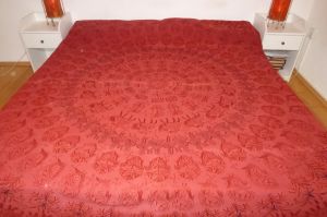 Tagesdecke 'Leela' weinrot I - B-Ware