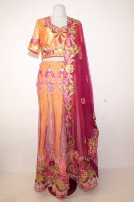 Opulentes Lengha Choli 3-teilig apricot