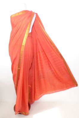 Sari Kreppseide hellrot mit Goldbrokat