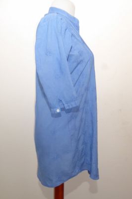 Baumwoll-Bluse 'Preetam' handbestickt blau
