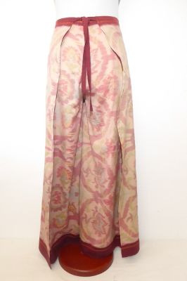 Wickelhose aus reiner Seide creme mit weinrot