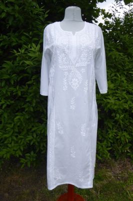 NEU Baumwoll-Tunika  Ishani, handbestickte indische Tunika weiß