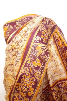 Seidensari Batik gelborange, braun, creme