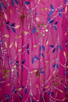 Dupatta Chiffon fuchsia-blau mit Pailletten und Spiegelchen
