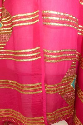 Dupatta Chiffon rubinrot mit goldenen Streifen
