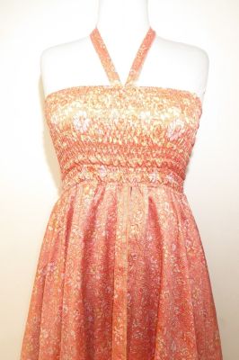 Kleid 'Tilasmi' apricot-dunkelgold