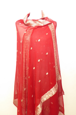 Dupatta aus rubinrotem Seidenbrokat
