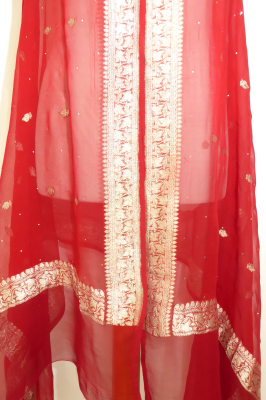 Dupatta aus rubinrotem Seidenbrokat