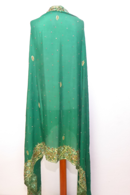 Aufwändig bestickte Dupatta aus grünem Seidenchiffon