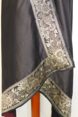 Dupatta Seide schwarz mit Brokatborten