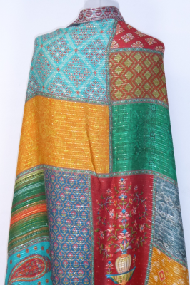 Dupatta mit ausgefallenem Design und Glitzerpailletten