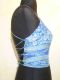 Seidenstringtop blau mit zartem Blumenprint