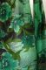 Grüner Seidenschal mit floralen Mustern