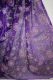 Seidensari violett mit Blumenmuster