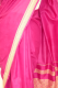 Seidensari magenta mit cremefarbener Borte
