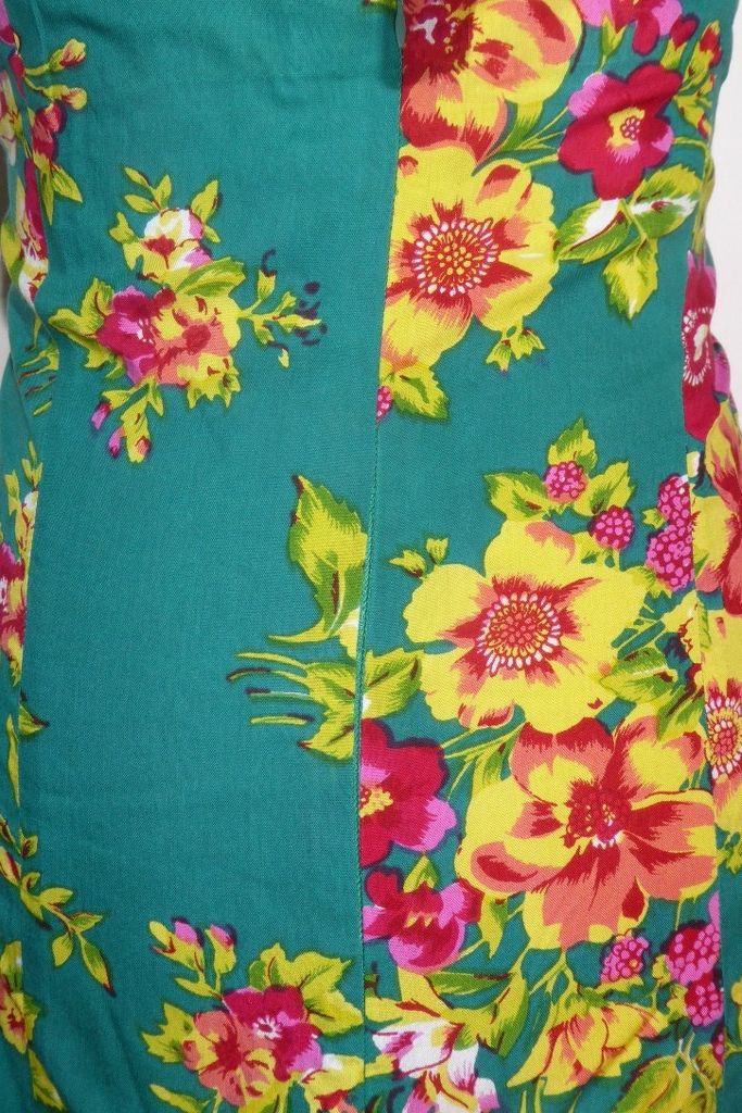 Neckholder Kleid Jaya Grün Mit Blumenprint Out Of India Indische Kleidung Saris Stoffe 