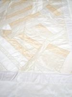 Tagesdecke Patchwork weiß-creme - mit vier Kissenbezügen