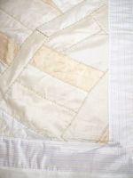 Tagesdecke Patchwork weiß-creme - mit vier Kissenbezügen