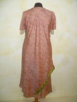 Kleid Neelam Seide zimt mit Paiselyprint