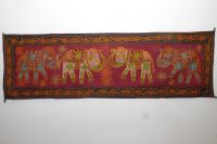 Wandbehang mit Elefanten-Motiv rotbraun mit schwarzem Rand - B-Ware