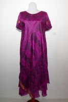 Kleid Neelam Seide magenta-schwarz, Seidenkleid Vintage aus Sariseide, Sommerkleid Seide magenta violett schwarz
