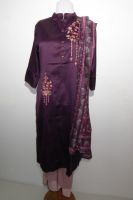 3-teiliges Salwar Kameez aus edel schimmernder Mulberry-Seide - rotbraun