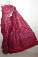 Seidensari fuchsia mit floralen Mustern, Vintage Sari aus reiner Seide, indischer Seidensari