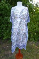 Kaftan Turiya weiß-blau-rosa mit Blüten-Design